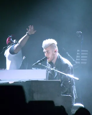 Colton Dixon Port Huron